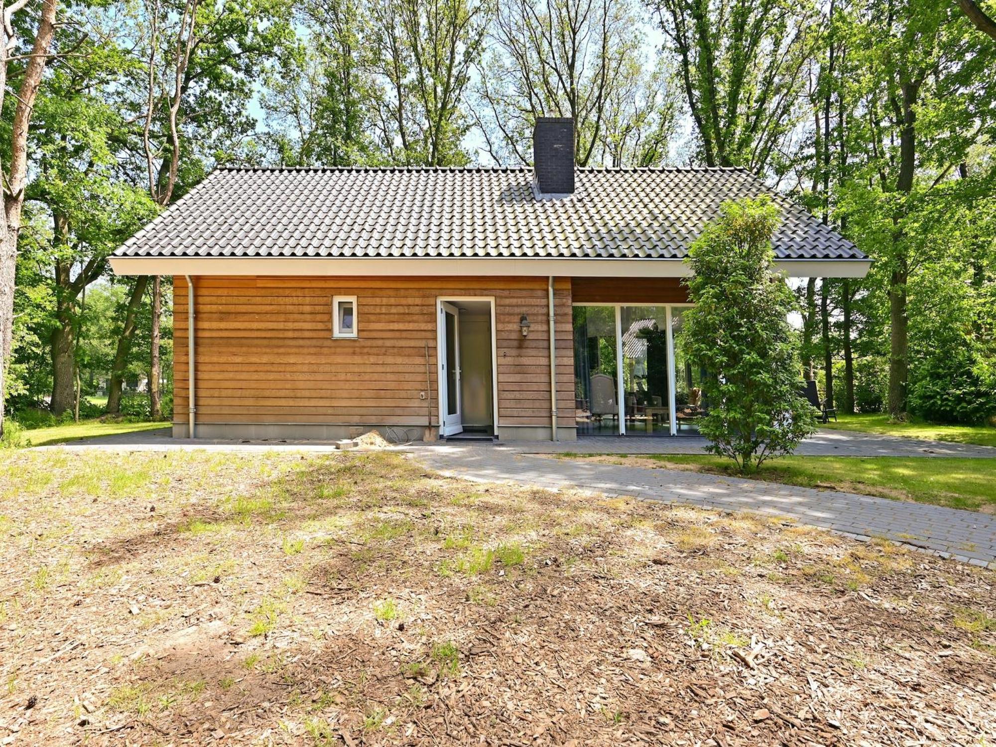 Chalet With Gorgeous View Of The Natural Surroundings Weerselo Bagian luar foto
