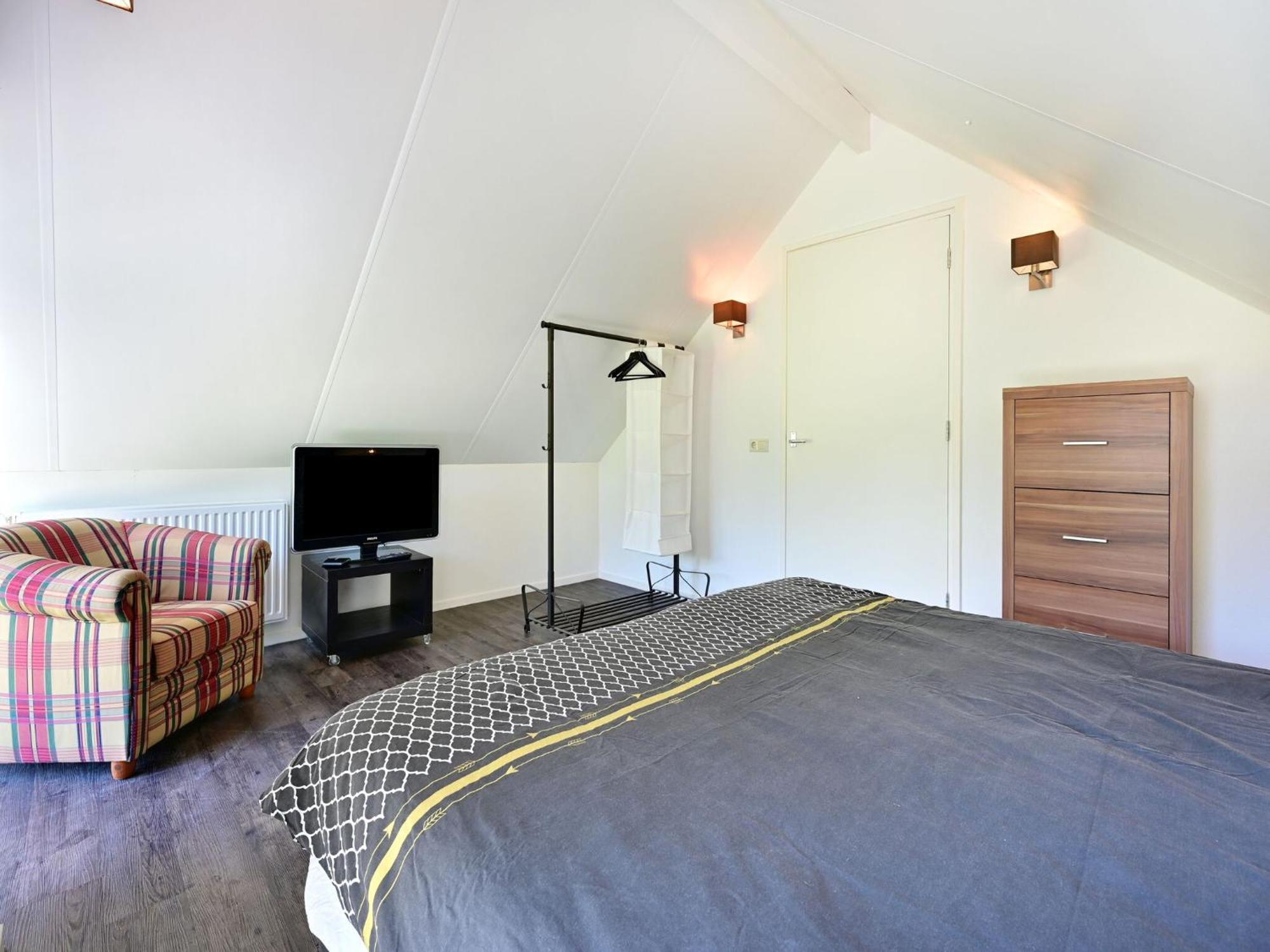 Chalet With Gorgeous View Of The Natural Surroundings Weerselo Bagian luar foto